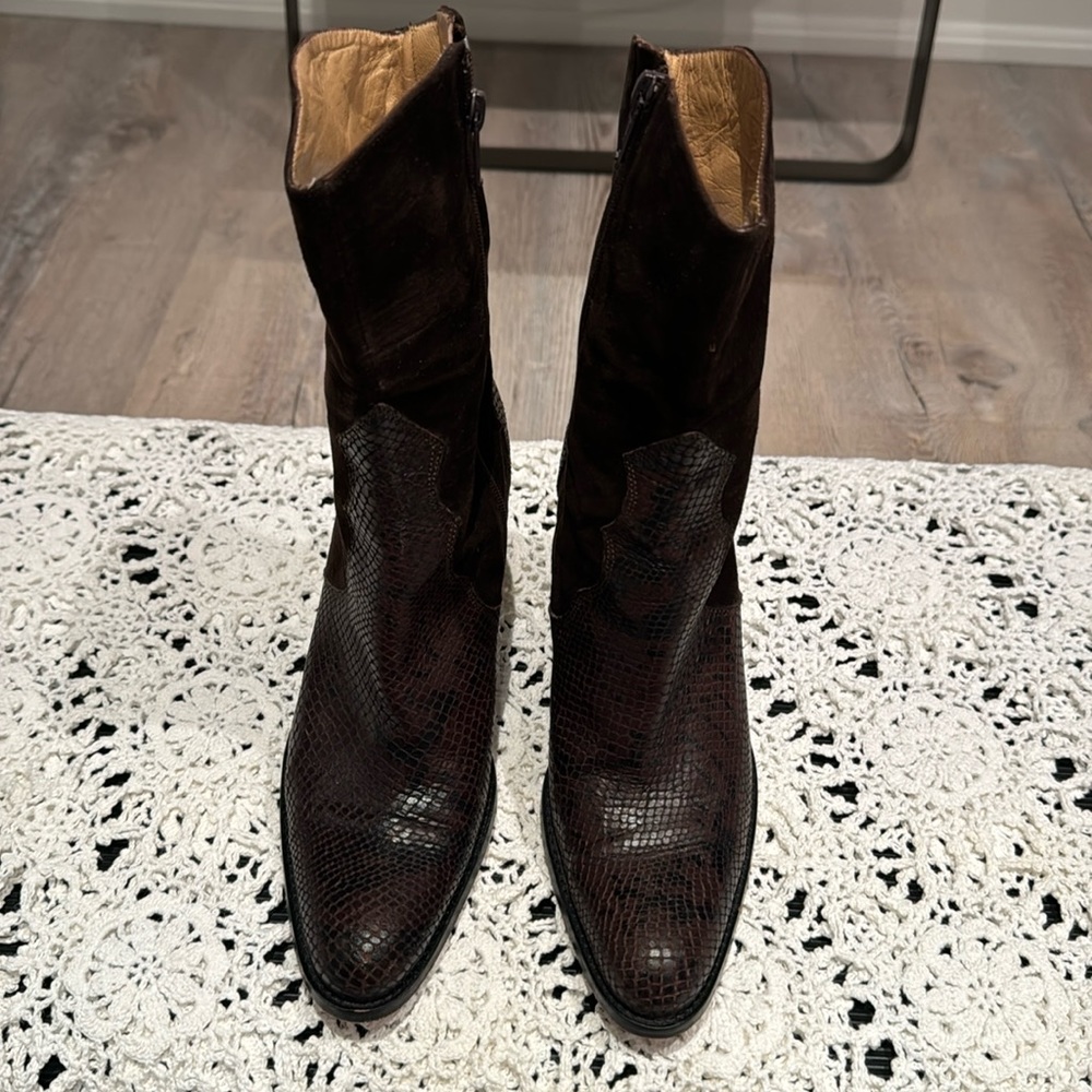 Bocci size 37 brown suede and snakeskin boots